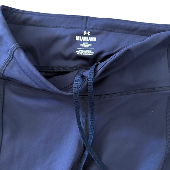 Under Armor Women's medium Leggings - Picture 6 of 7